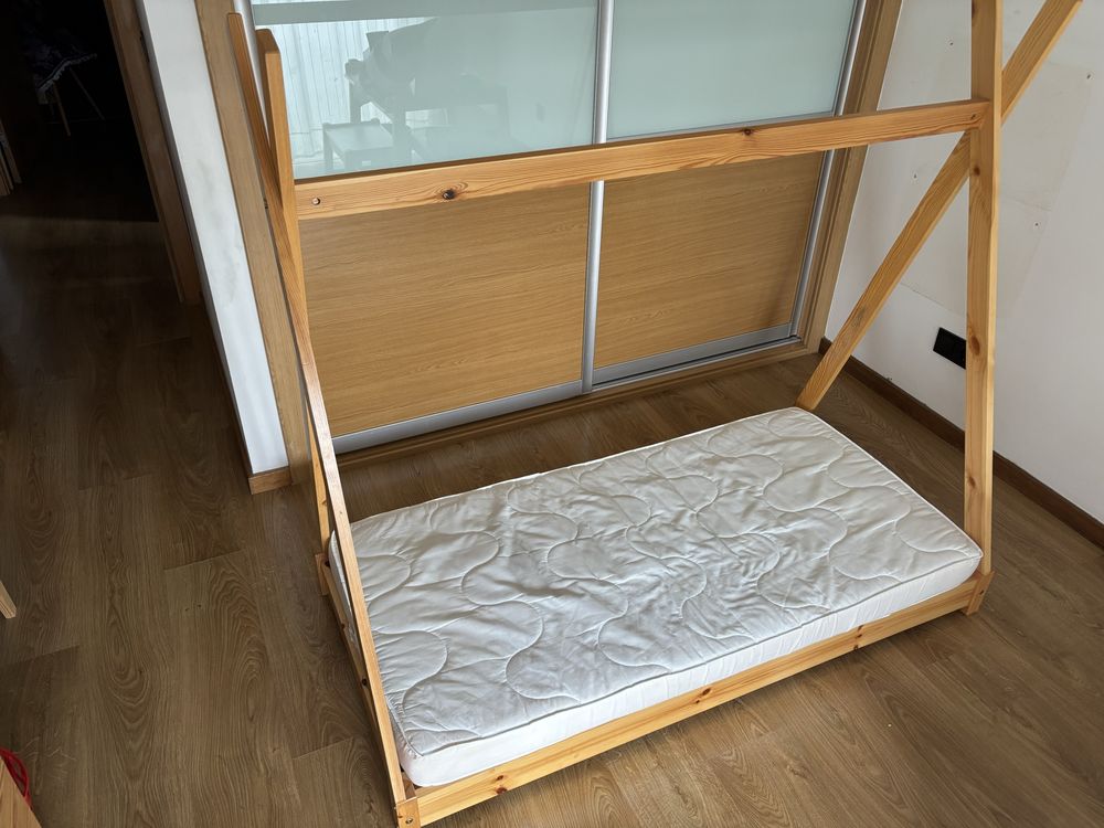 Cama de criança + Colchão