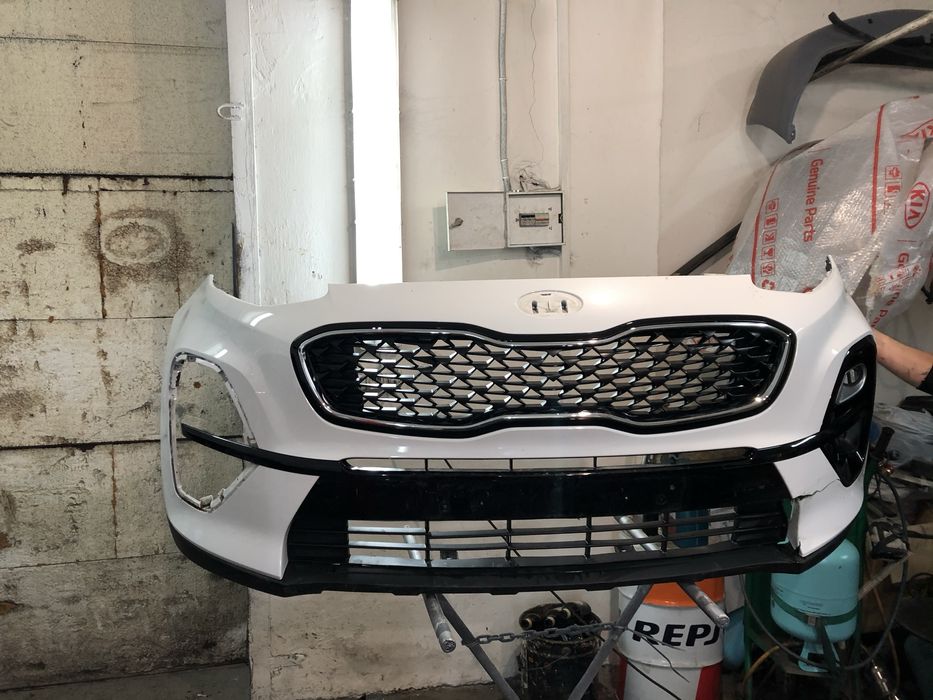 Бампер КІА Sportage під ремонт
