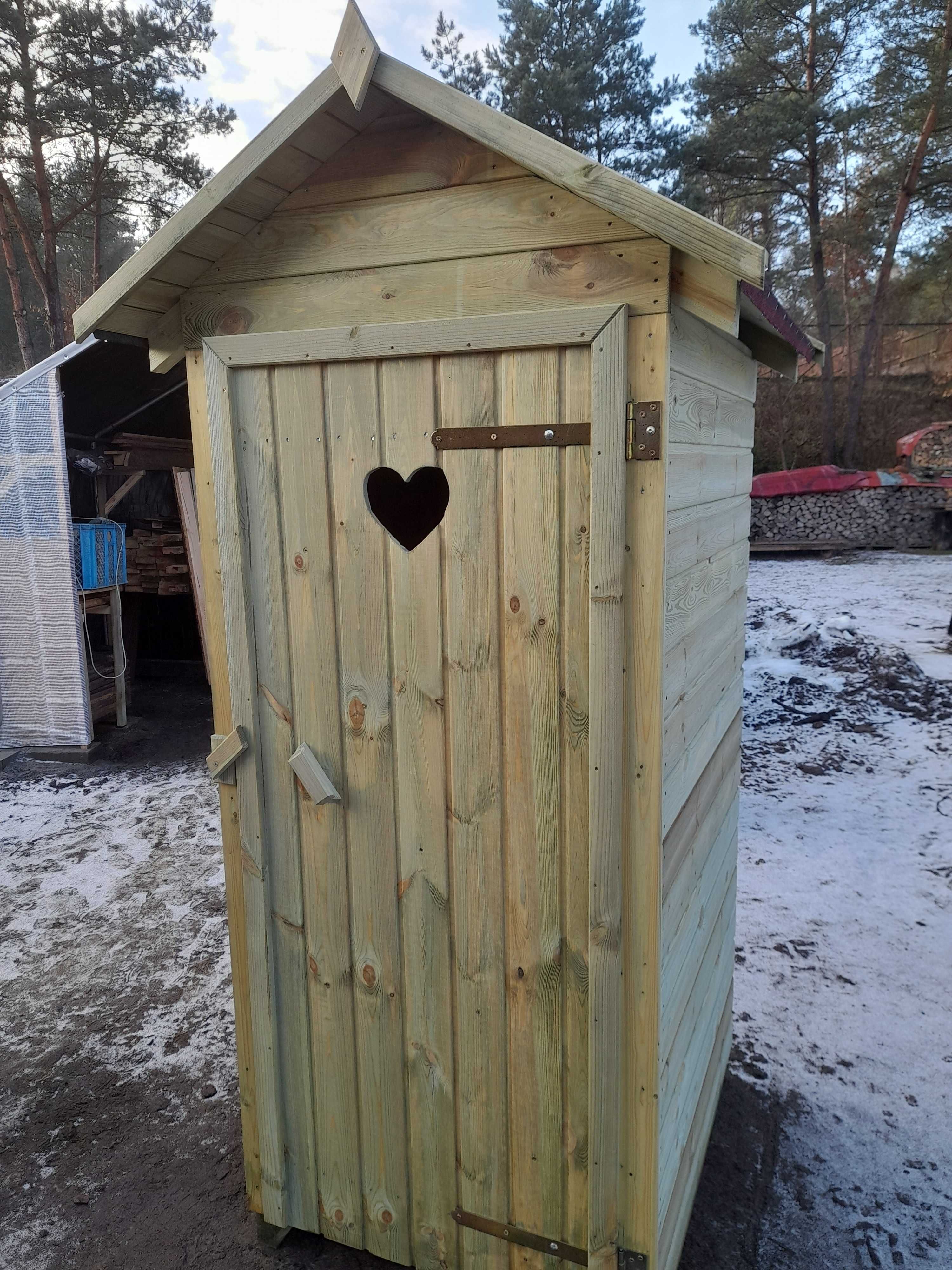 Toaleta drewniana,WC,wychodek,latryna,z drewna iglastego.