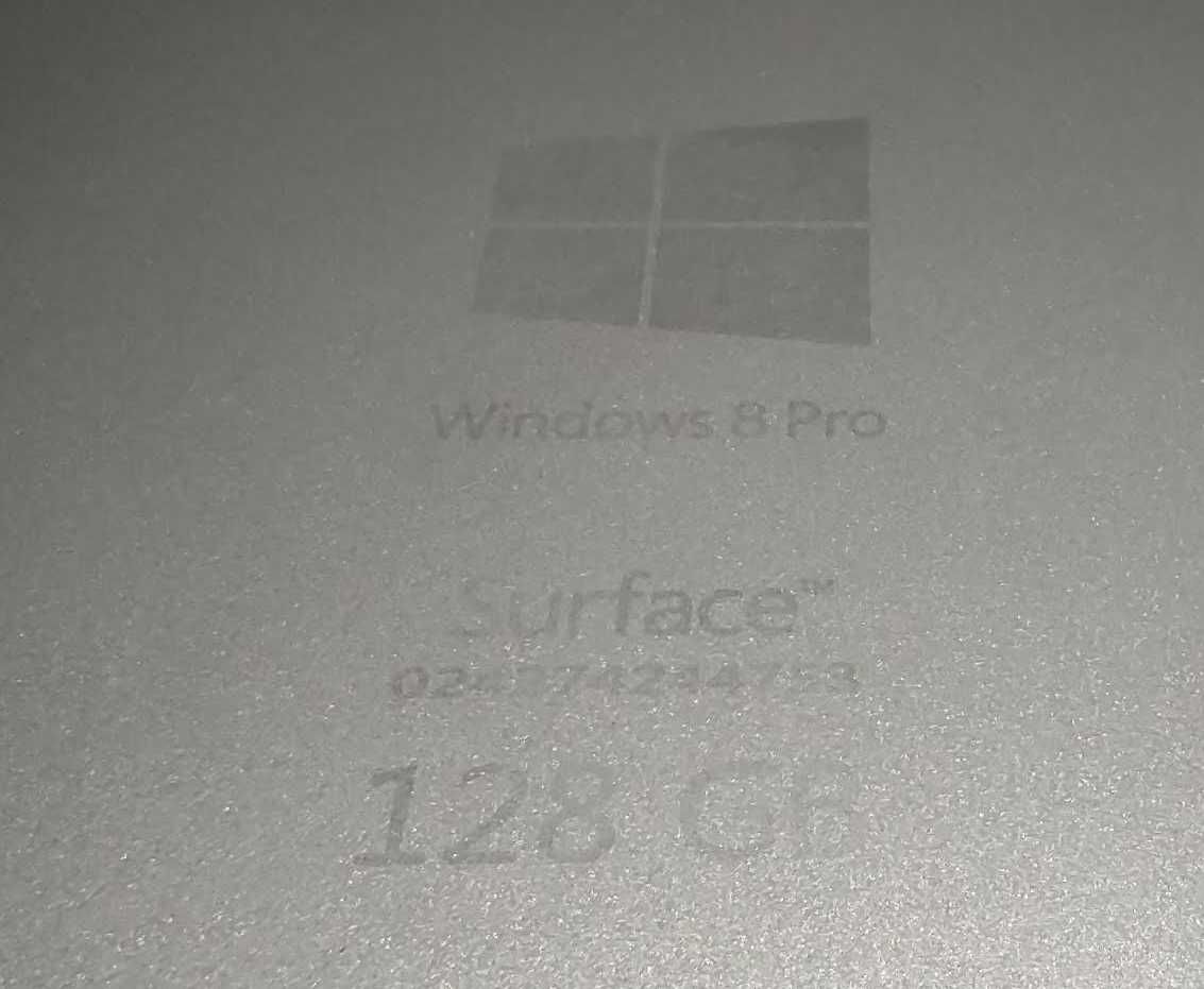 Microsoft Surface Pro 3 Tablet PC Intel i5-4300U 1.9GHz 4GB 128GB SSD