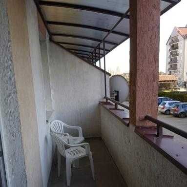 Wynajem małego mieszkania z dużym balkonem