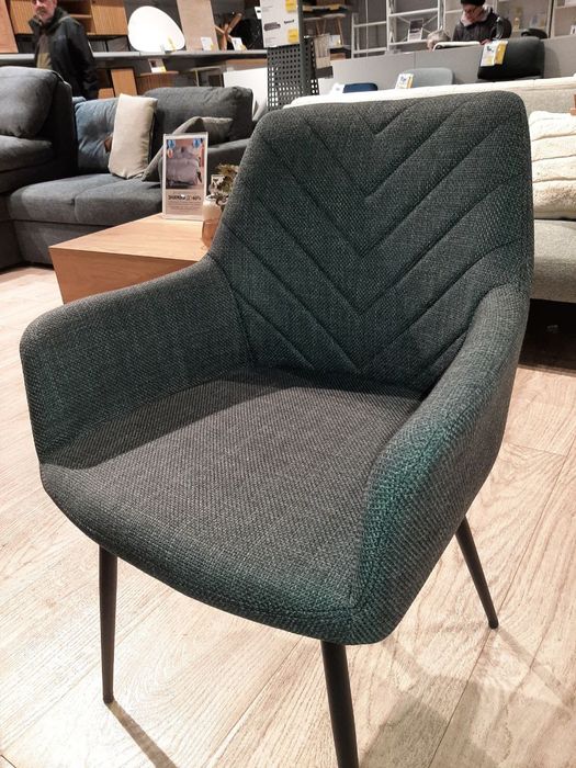 Продам стільці б/у (стан ідеальний)