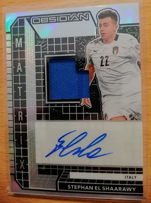 Paralelos autografados Panini Obsian