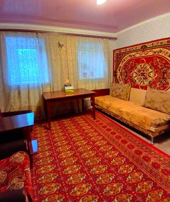 Здаю 2к.к.  БУДИНОК з місцем під авто СОЛЯНІ,Центральний рн Соляные