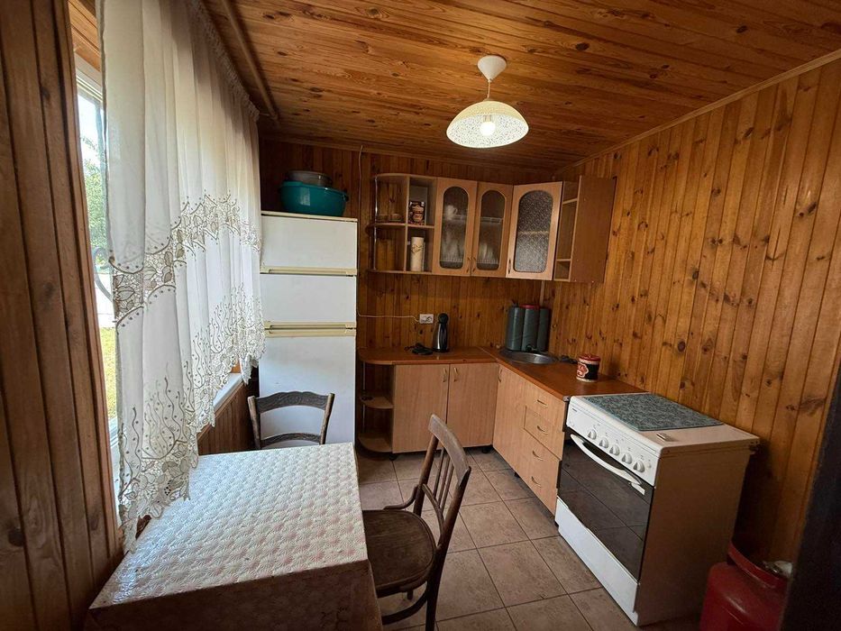 Продаж дачного будинку