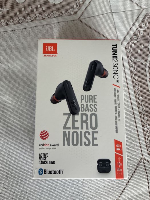 Auriculares Bluetooth True Wireless JBL Tune 230NC
