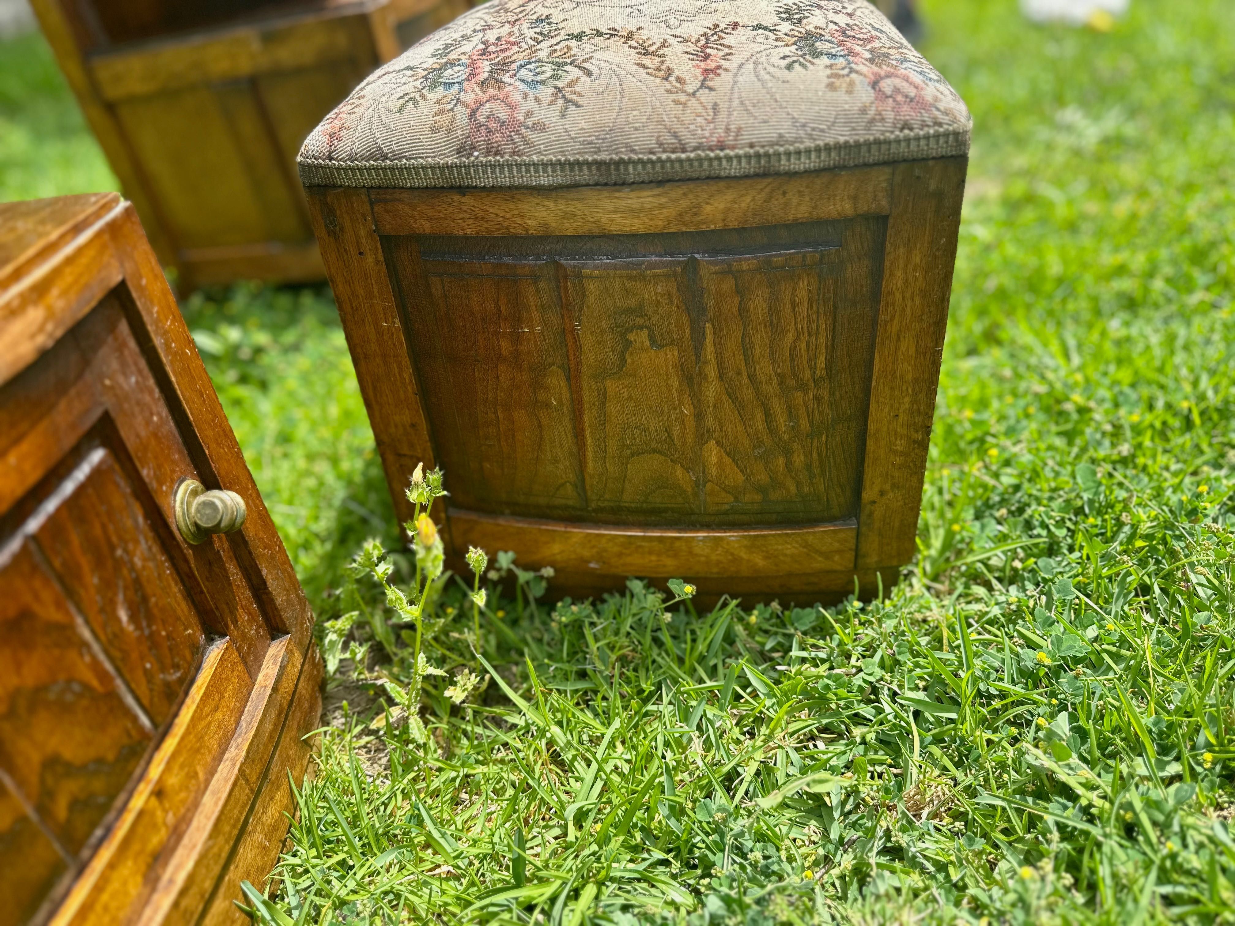 Conjunto mesinhas de cabeceira e banquinha