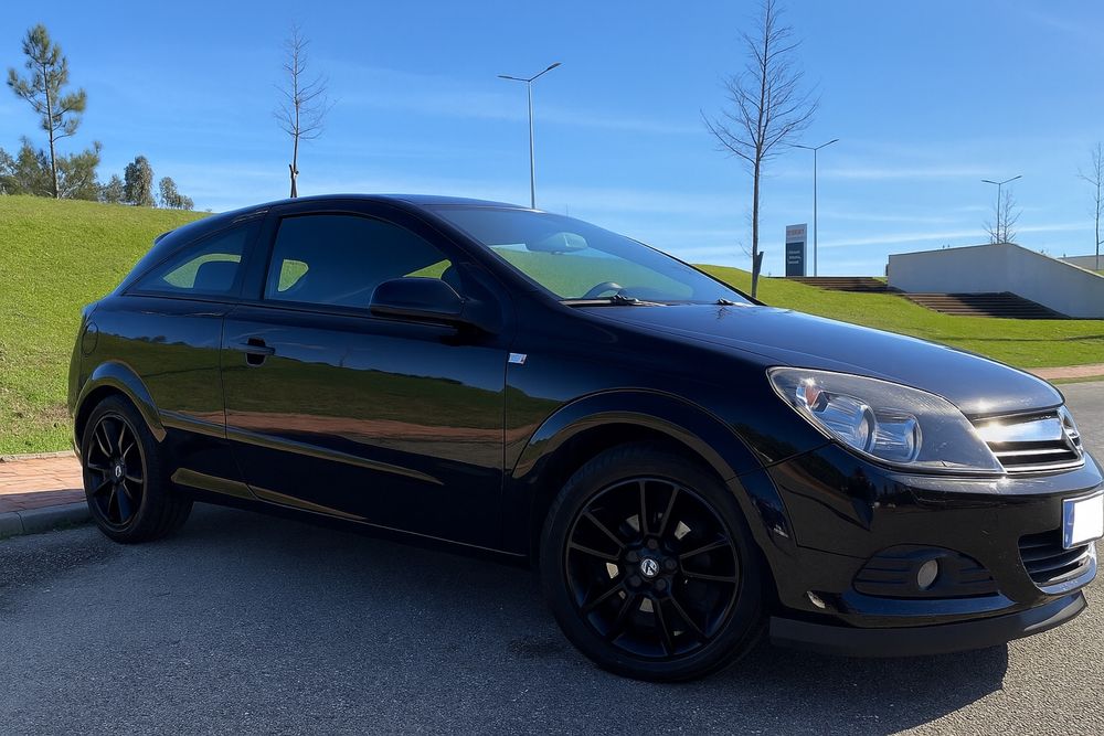 Opel Astra GTC 1.9