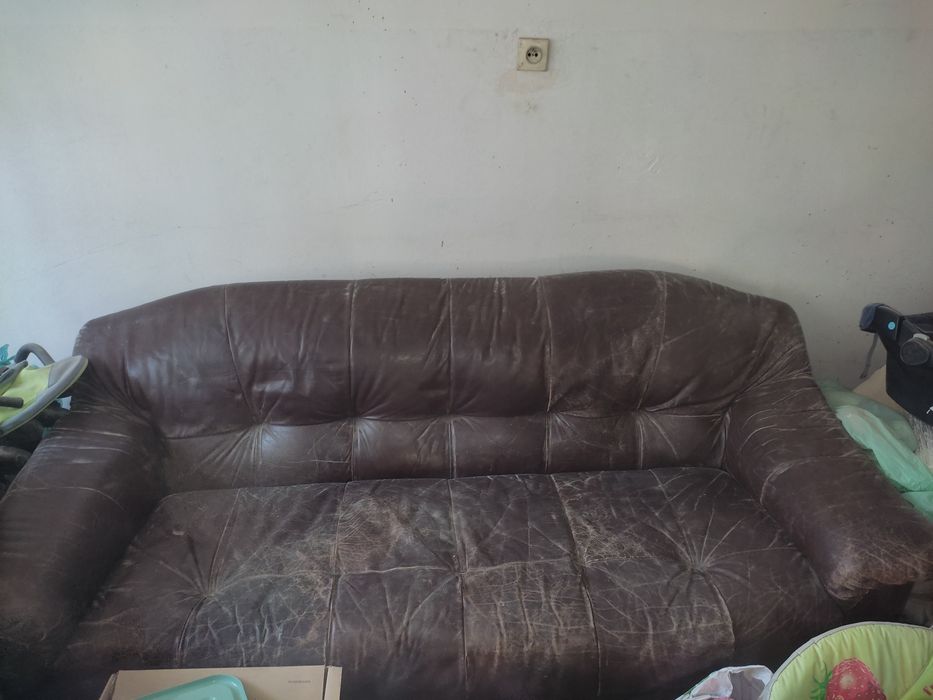 Za darmo kanapę skorowa brązowa