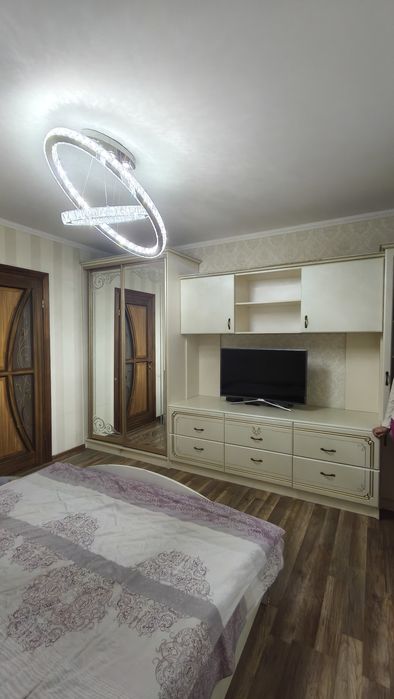 Здам затишну 2к квартиру на Виставці