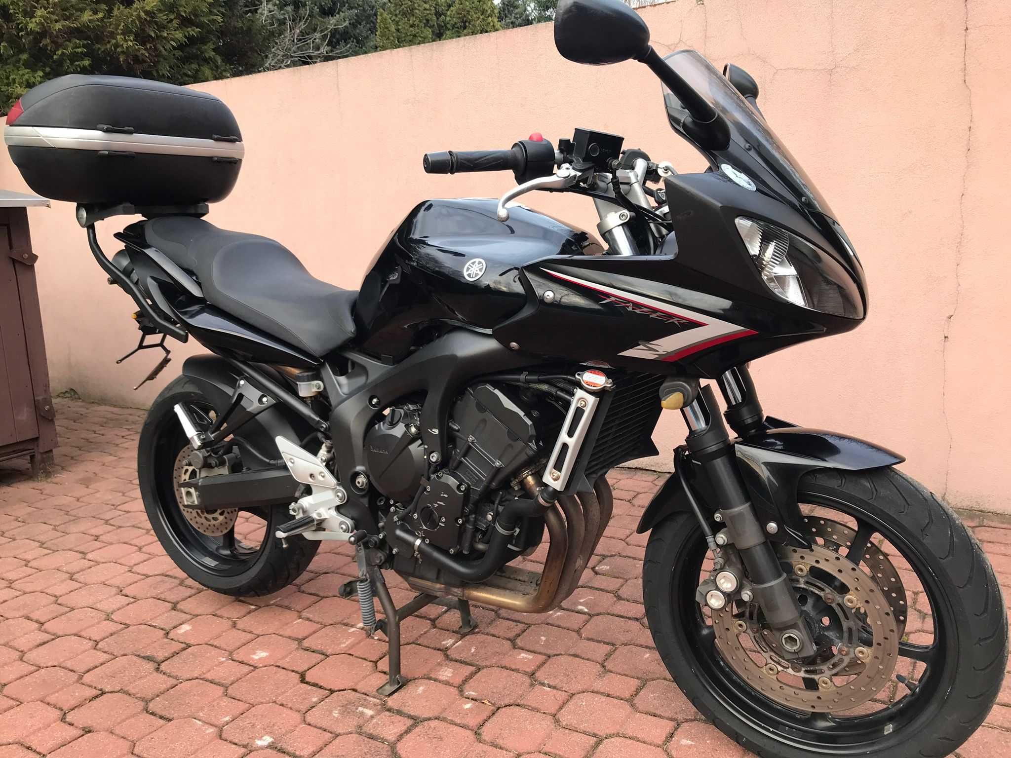 Yamaha Fazer  600 S2 Nie Hornet Bandit  Z750S