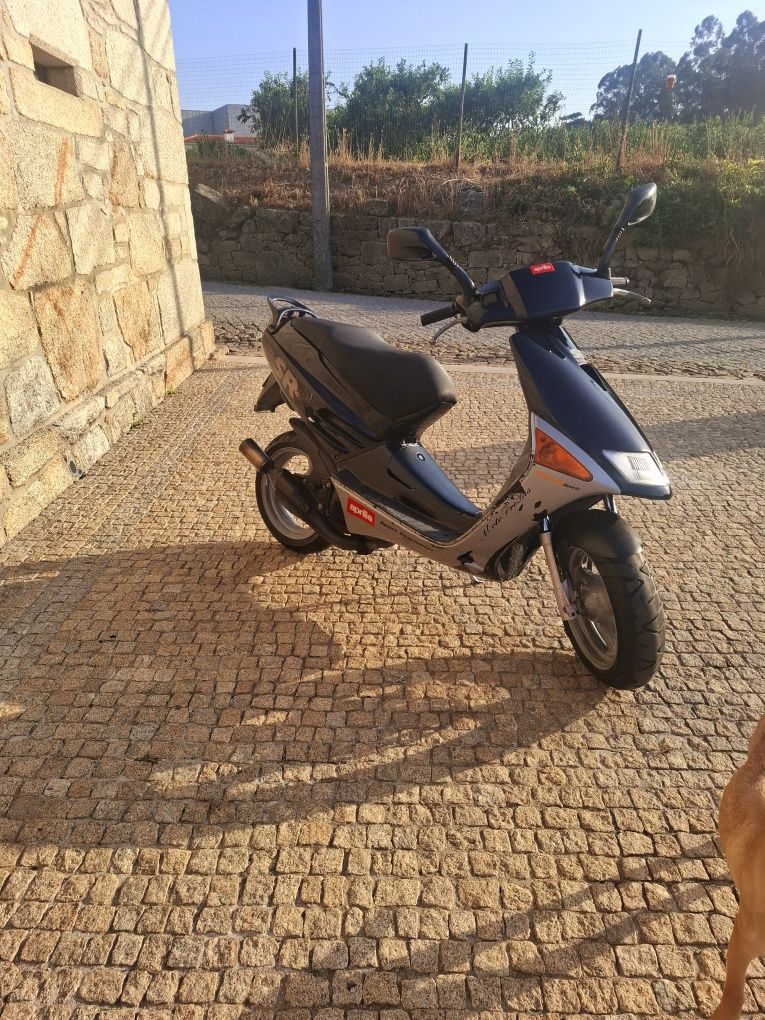Scoter Aprilia sr 50 impecável revisão  feita