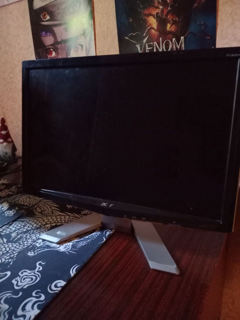 Продам монитор 60 гц