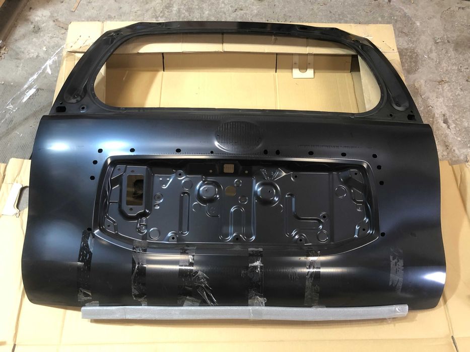 Кришка багажника Toyota Land Cruiser Prado 150 2017-