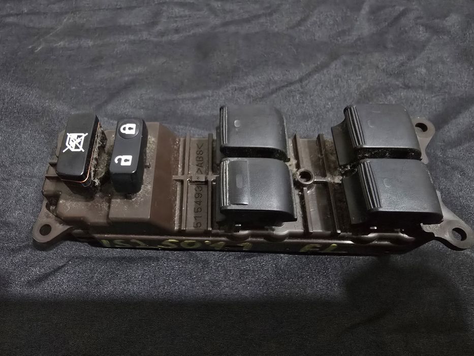 Блок управління склопідіймачами Lexus is 250