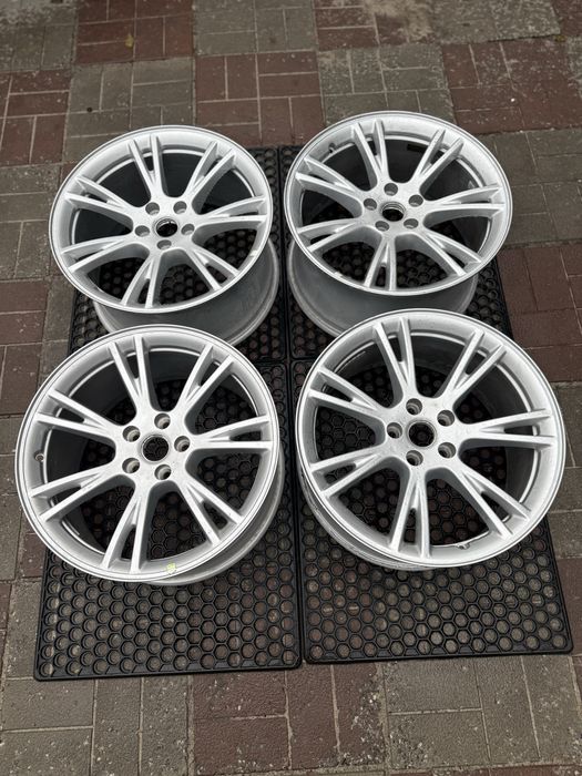 Диски оригінал tesla model y model 3 m3  r19 5 114,3