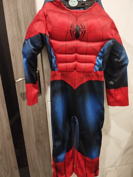 Костюм людина-павук