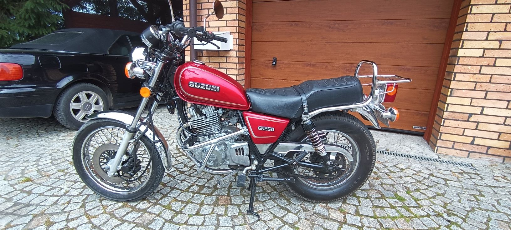 Motor Suzuki GN 250