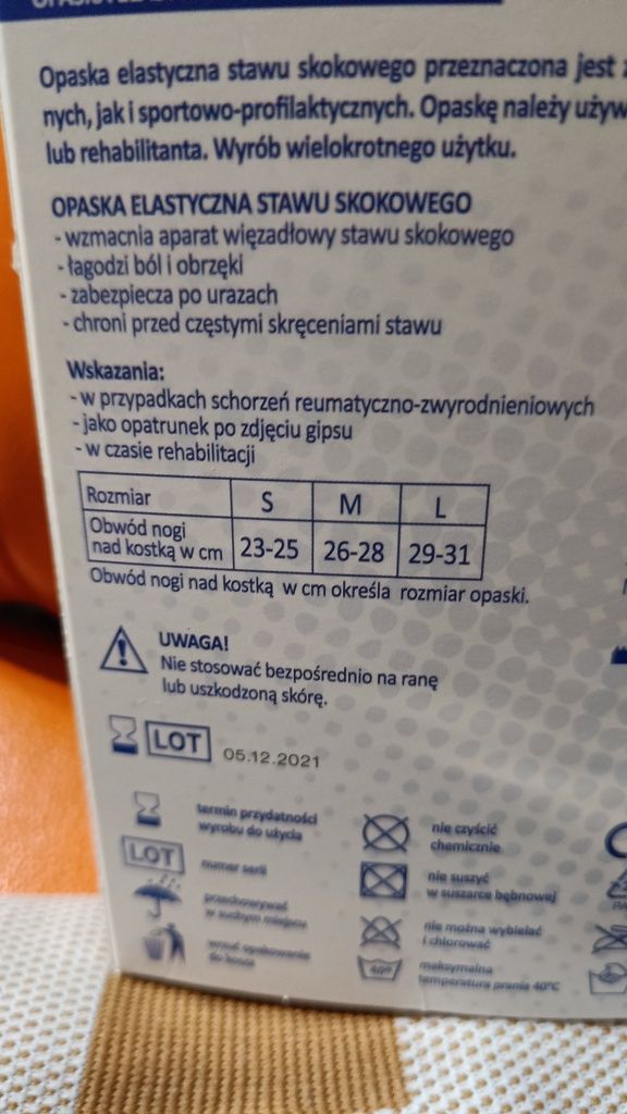 Opaska elastyczna stawu skokowego M