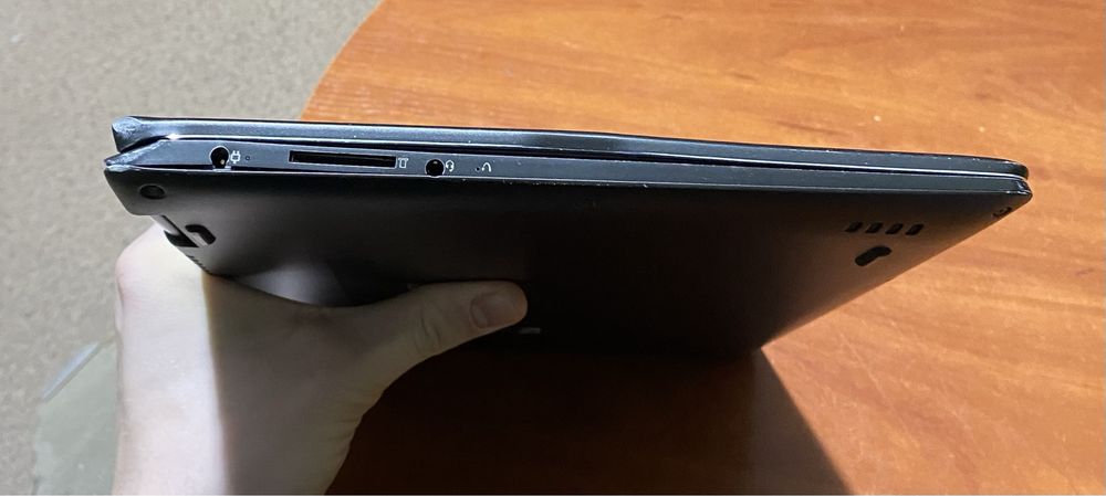 Ноутбук Lenovo Yoga 710-14ISK 14"/ 8GB RAM/128GB SSD! N2118