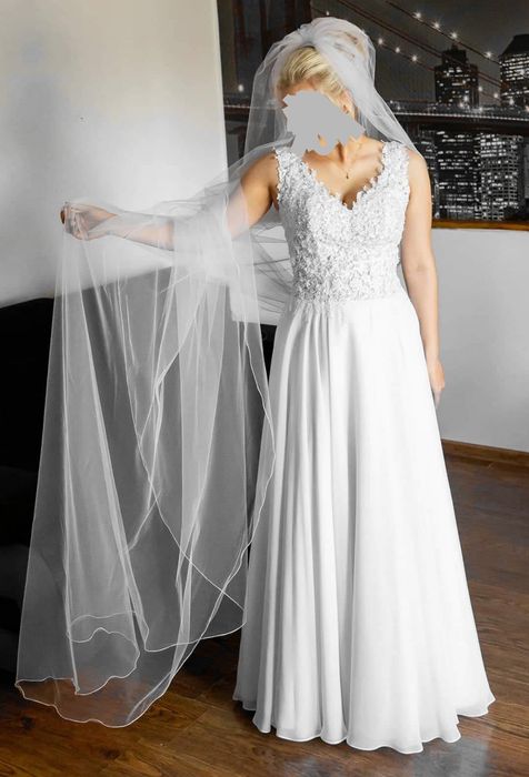 Suknia ślubna rozm. 40 długi welon