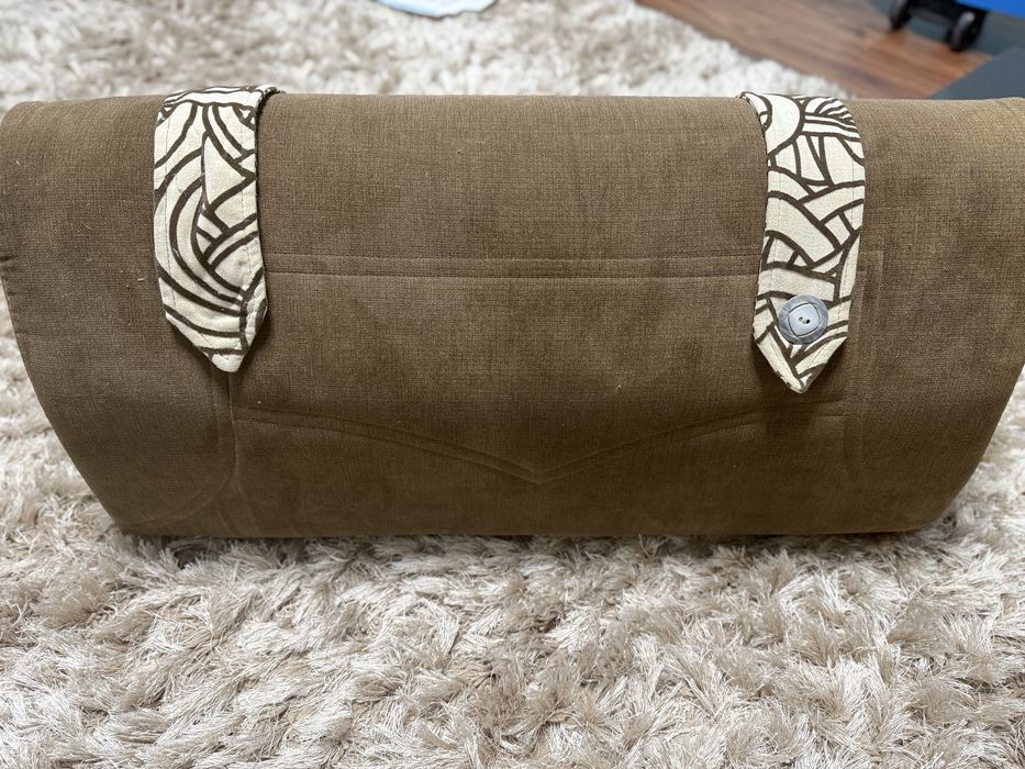 Подушка для дивану або ізголів’я дитячого ліжка