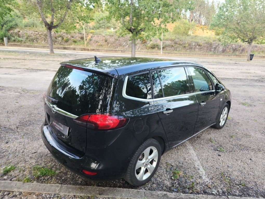 Opel zafira 7 2.0 CDTi 165cv possibilidade de financiamento e Garantia