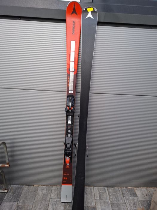 Narty zjazdowe slalomowe Atomic Redster S9  165cm