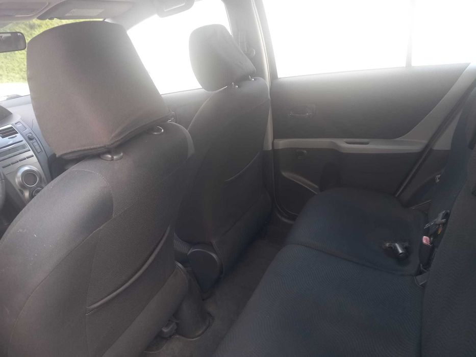 Toyota Yaris 1.4 D-4D caixa automática