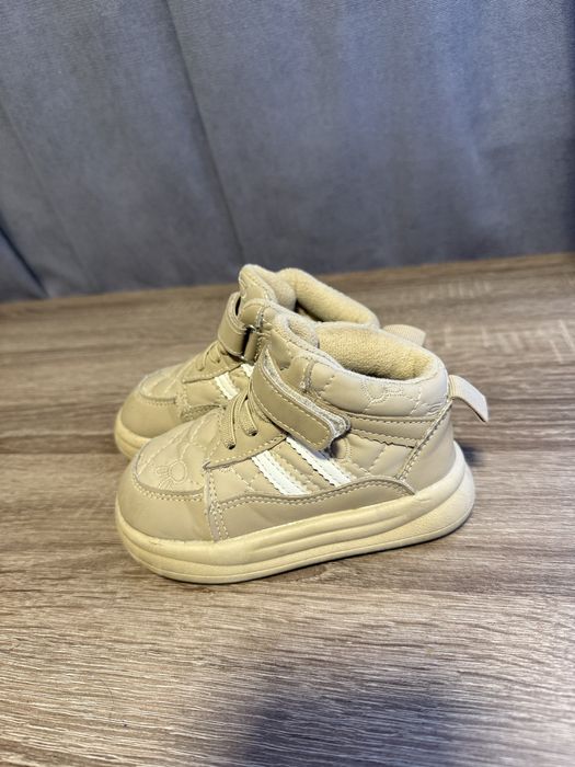 Демисезонне взуття