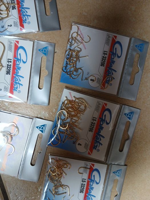 6 paczek nowych haczyków gamakatsu.