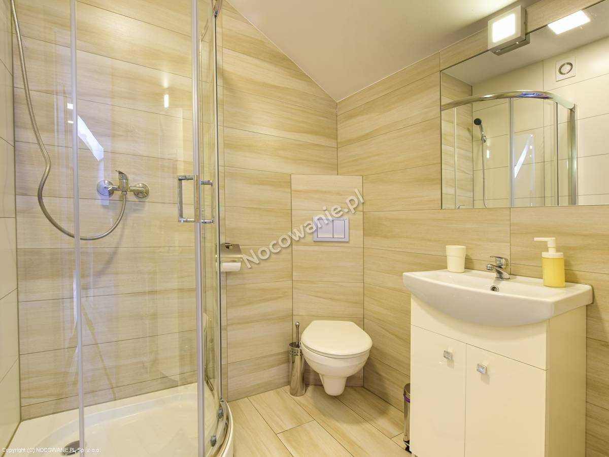 Wrzosowe Wzgórze Chęciny - domki / apartamenty / pokoje z łazienkami
