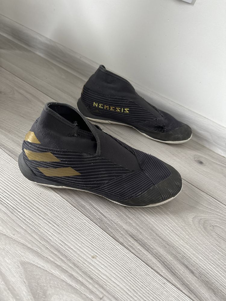 Adidas Nemeziz halowki buty sportowe do pilka 42