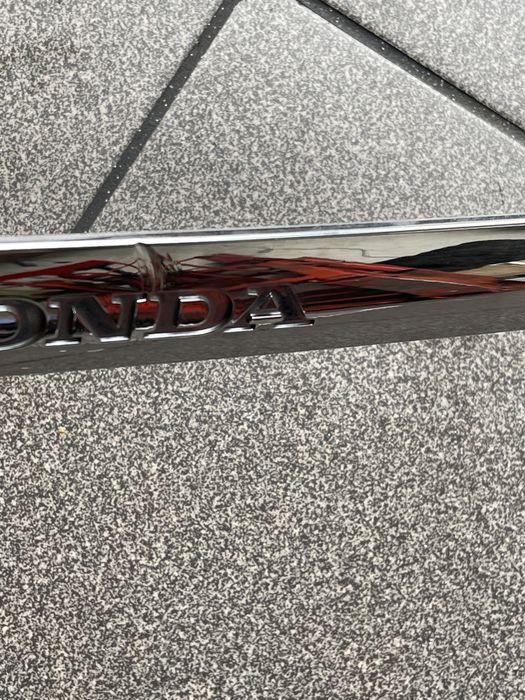 Lewa listwa na silnik na dekiel honda gl1800 goldwing chrom