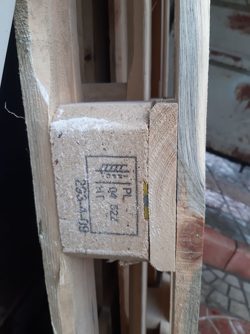Продам піддони палети