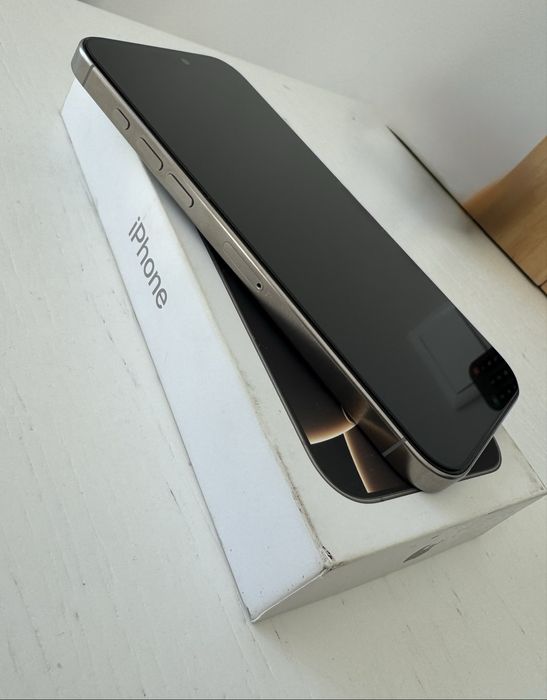 Iphone 16 Pro Max 256gb com garantia, bateria a 100%