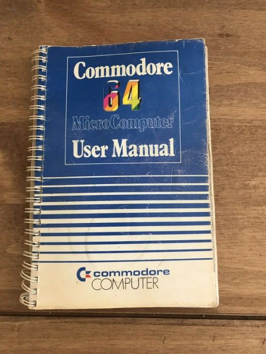 Commodore 64 completo com leitor e drive / portes incluídos