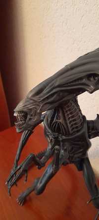 Aliens alien queen side show collectibles RARO HOT TOYs