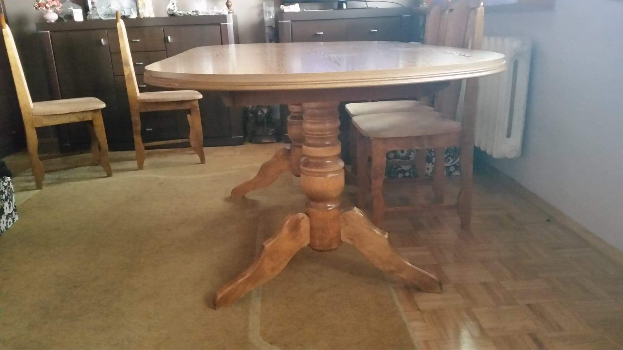 Duży stół na 6 osób
