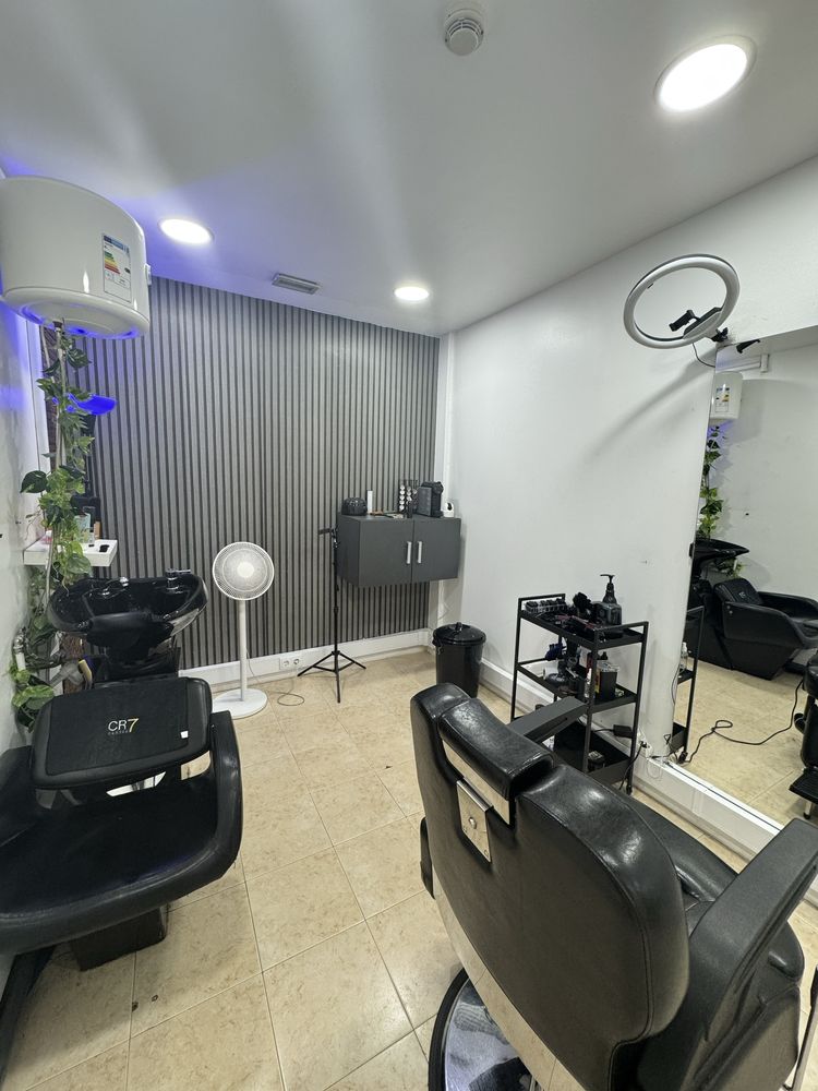 Transpasse barbearia no centro comercial das pedravas