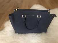 Selma lrge admiral michael kors