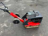 Zageszczarka rewersyjna BOMAG BPR 25/40