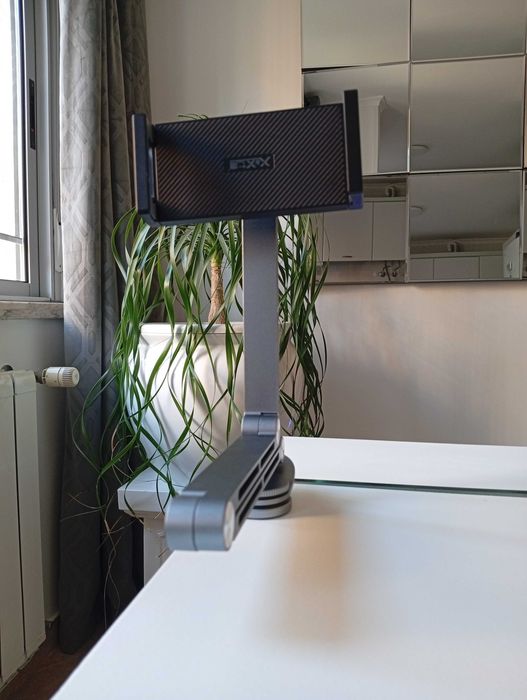 Suporte de mesa metalico giratório 360º para tablet/telemovel Novo