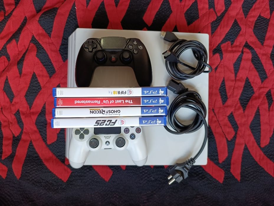 PS4 Pro 1TB Branca + 2 comandos + 4 jogos + caixa original – Excelente