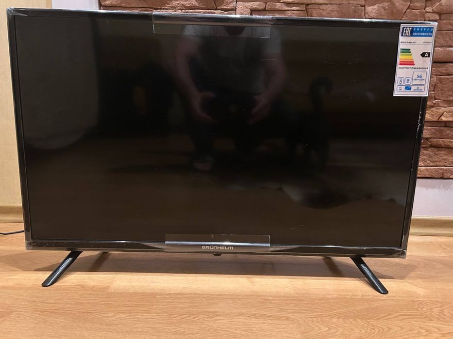 Телевізор grünhelm gthd32t2