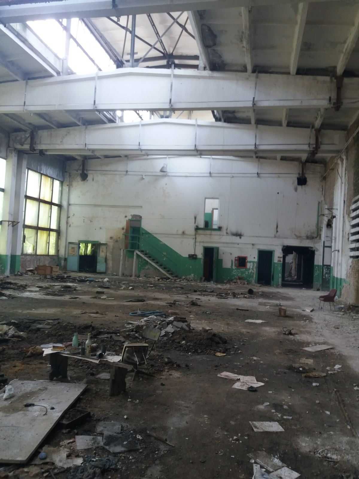 Продам виробничо-складське приміщення м Чернігів.