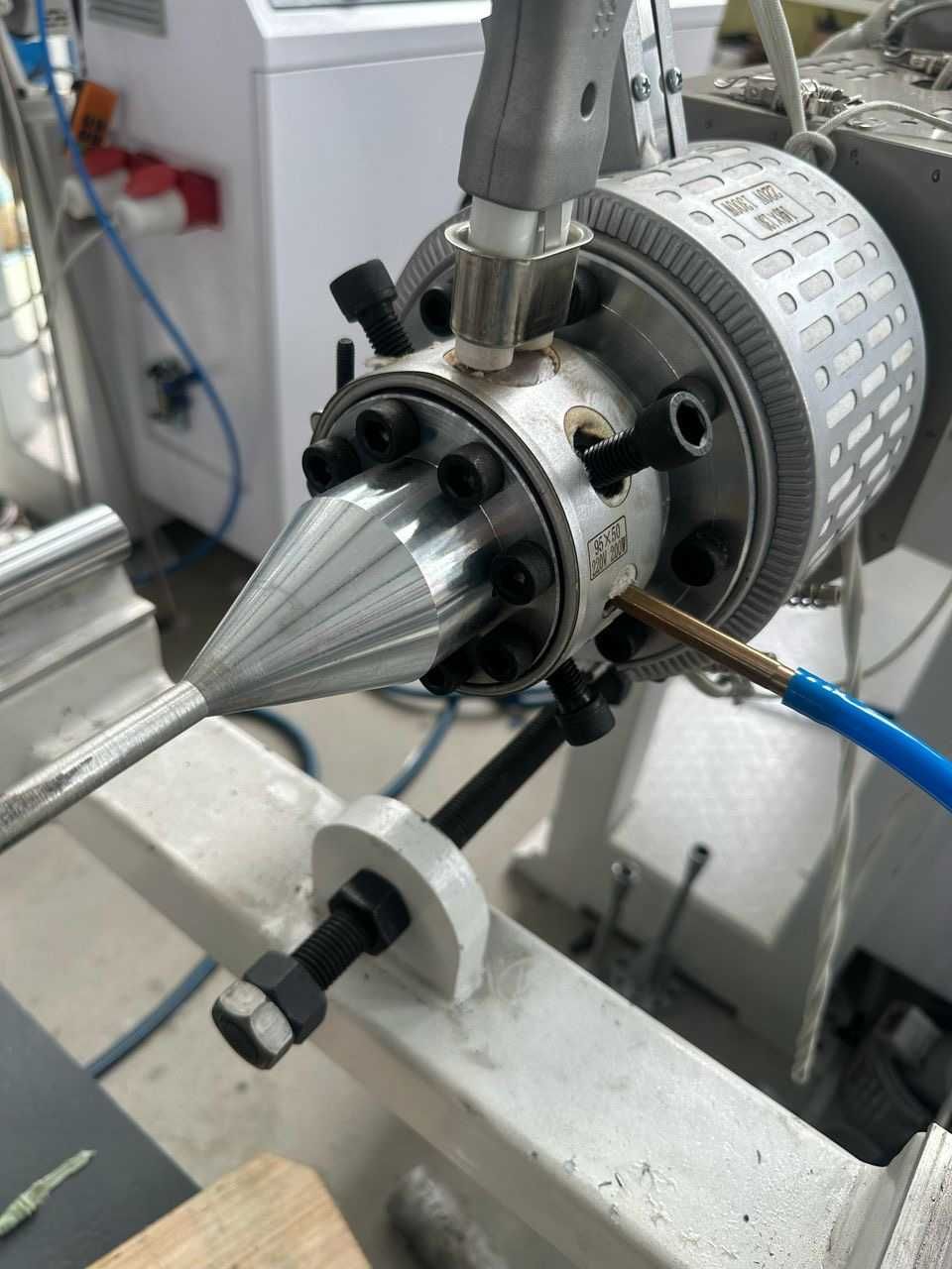 Produkcja rur karbowanych - peszli - kompletna linia produkcyjna