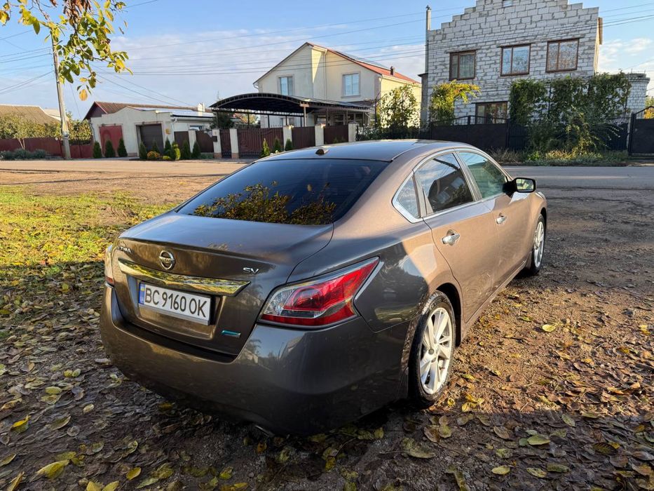 Nissan Altima 2013 год