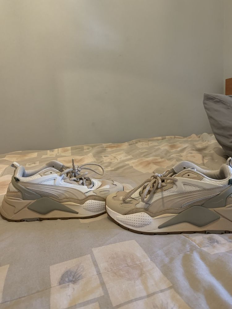 P. ex. Tenis puma rs x