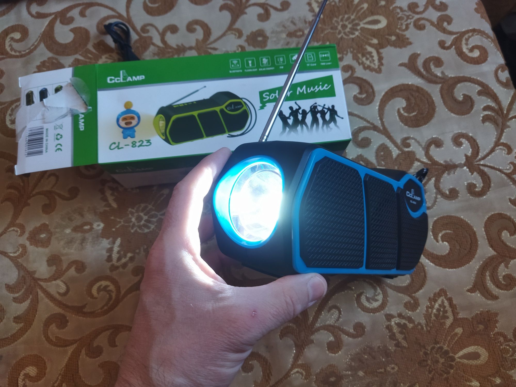 Блютуз колонка, FM радіо, фонарик Cclamp CL-823 solar music.